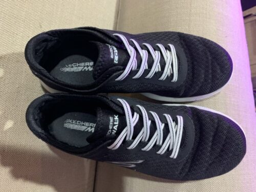 sketchers size 8